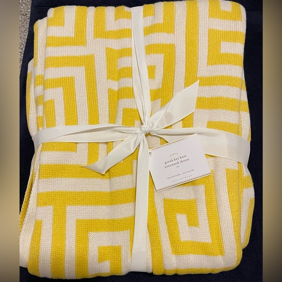 New Pottery Barn Greek Key Oversized Cotton Throw, 55X80” Marigold Yellow - Picture 1 of 11